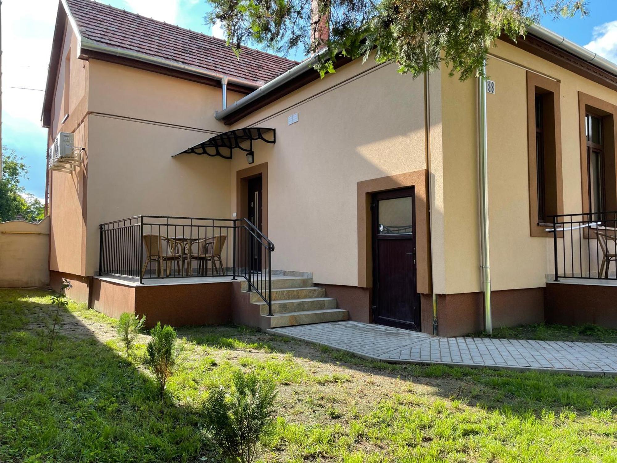Kovacs Apartmanhaz Kiskunhalas Kamer foto