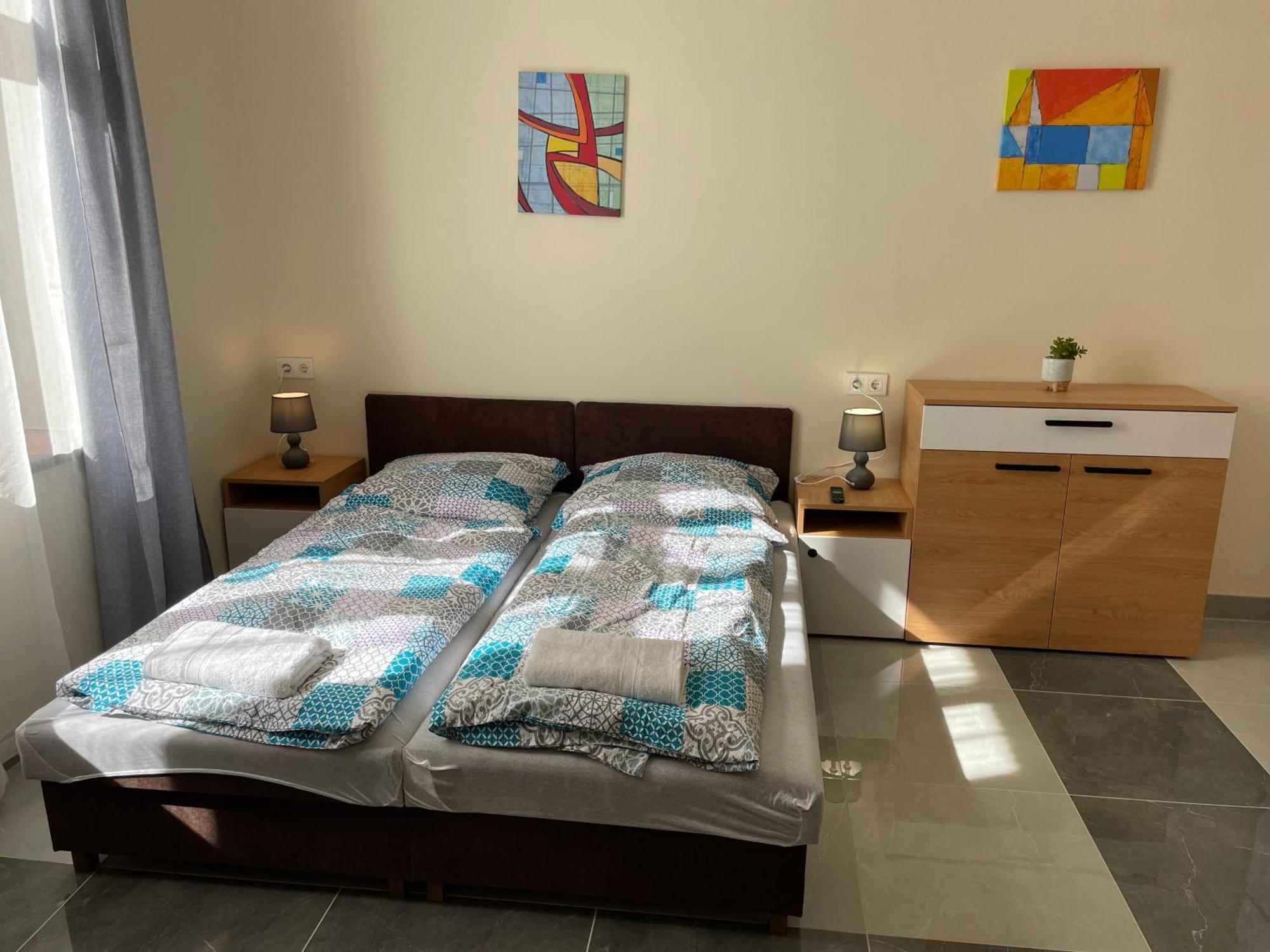 Kovacs Apartmanhaz Kiskunhalas Kamer foto