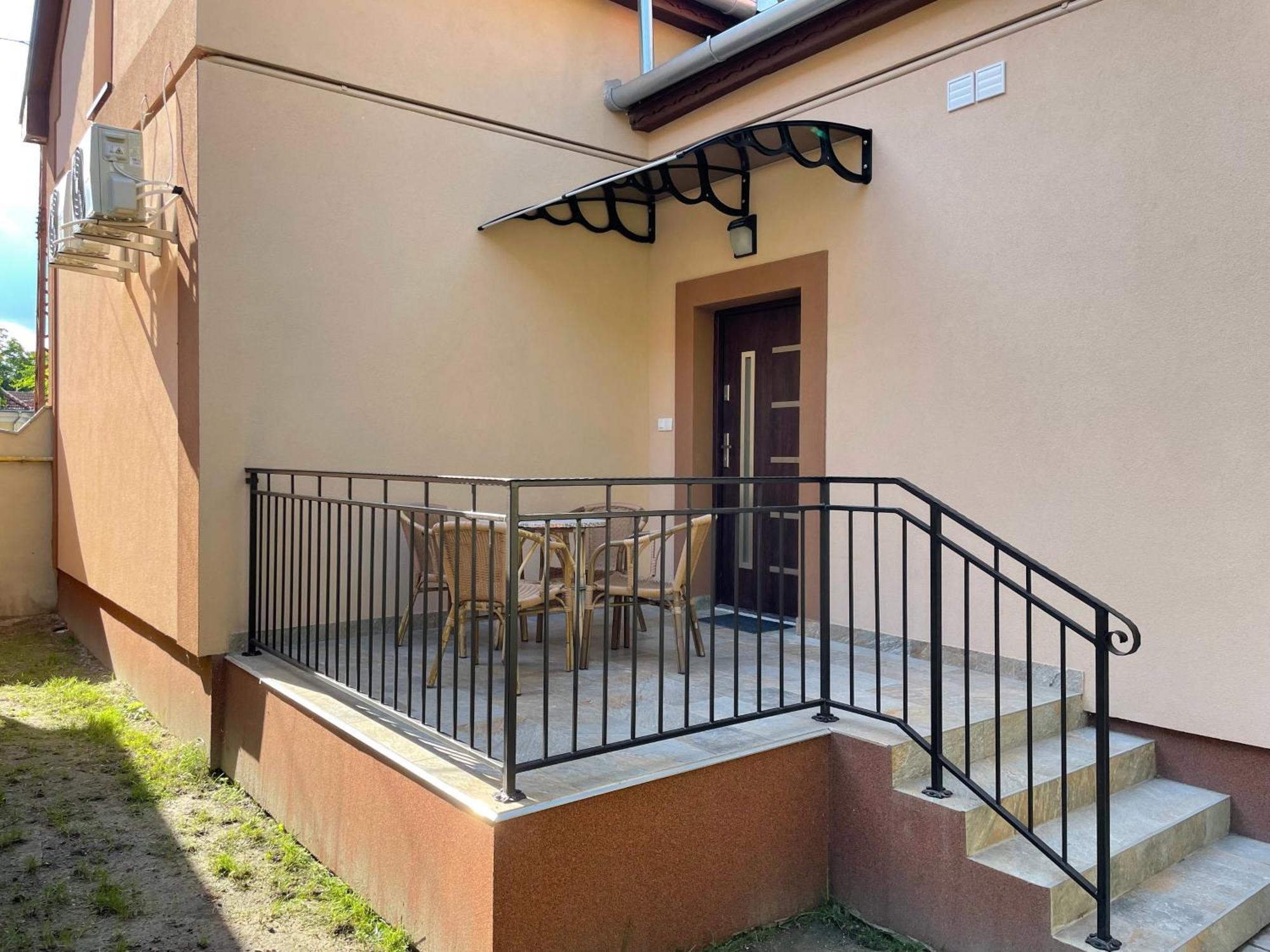 Kovacs Apartmanhaz Kiskunhalas Kamer foto