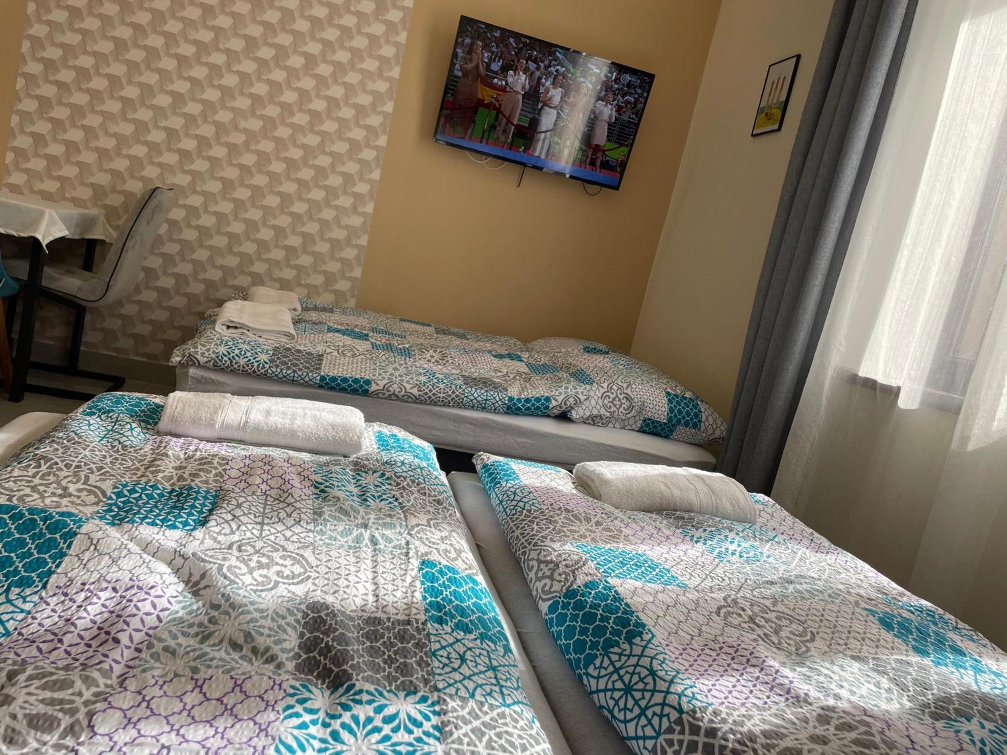 Kovacs Apartmanhaz Kiskunhalas Kamer foto